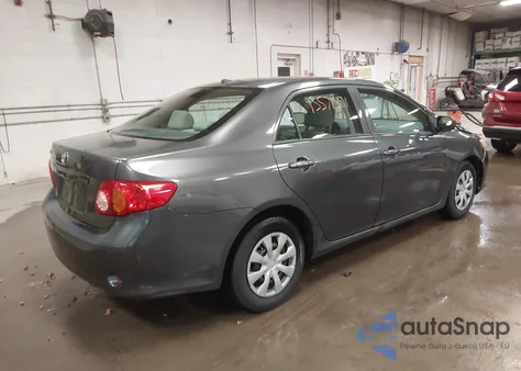 2010 Toyota Corolla z USA, uszkodzony, nr VIN 2T1BU4EE1AC514844